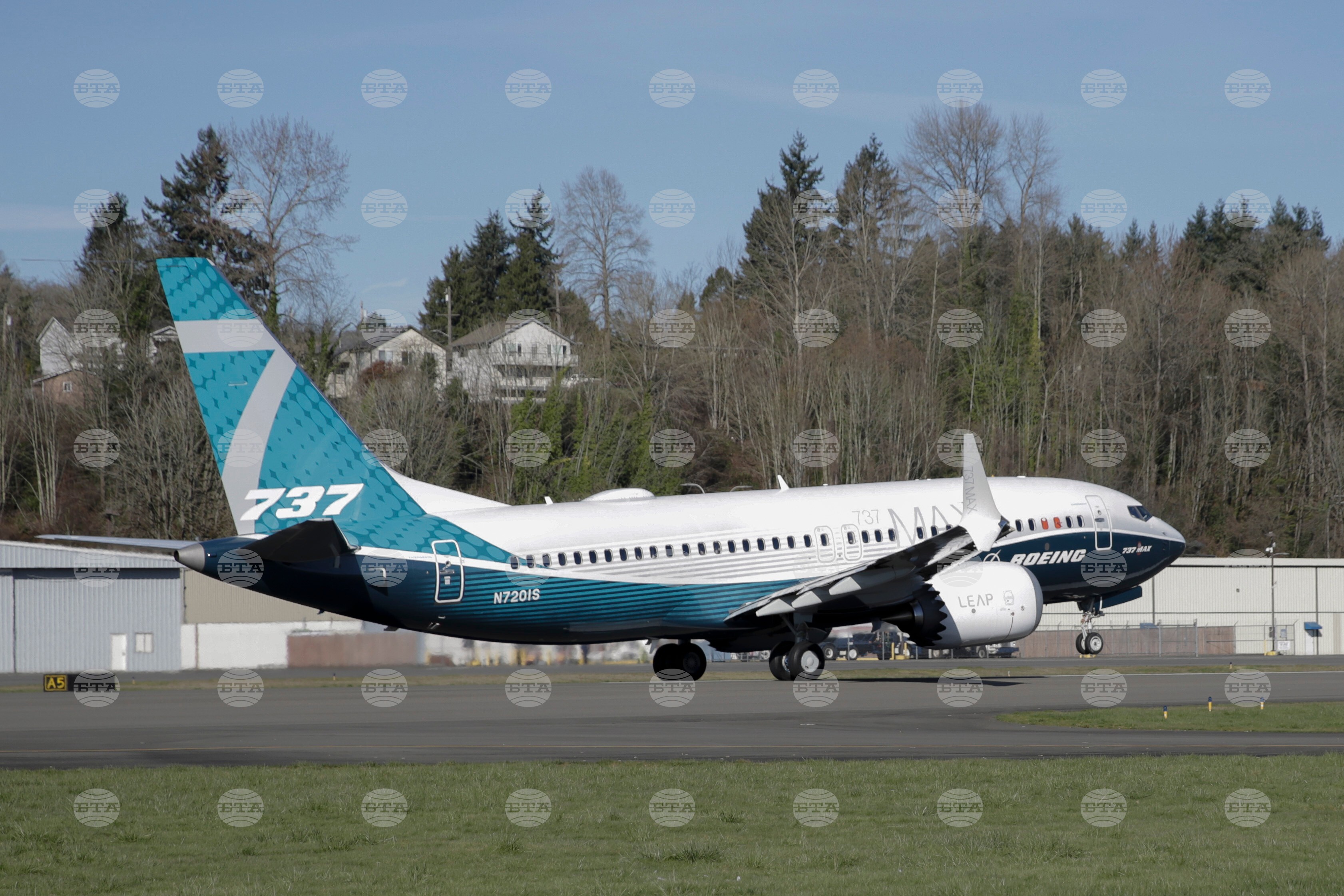 "Боинг" получи сертификат за модела 737-7, който е с най-голяма дължина на полетите от семейството на МАКС