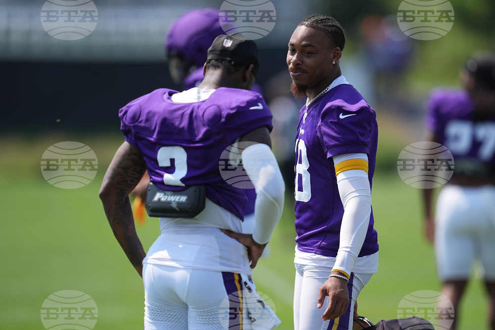 Vikings Camp Football
