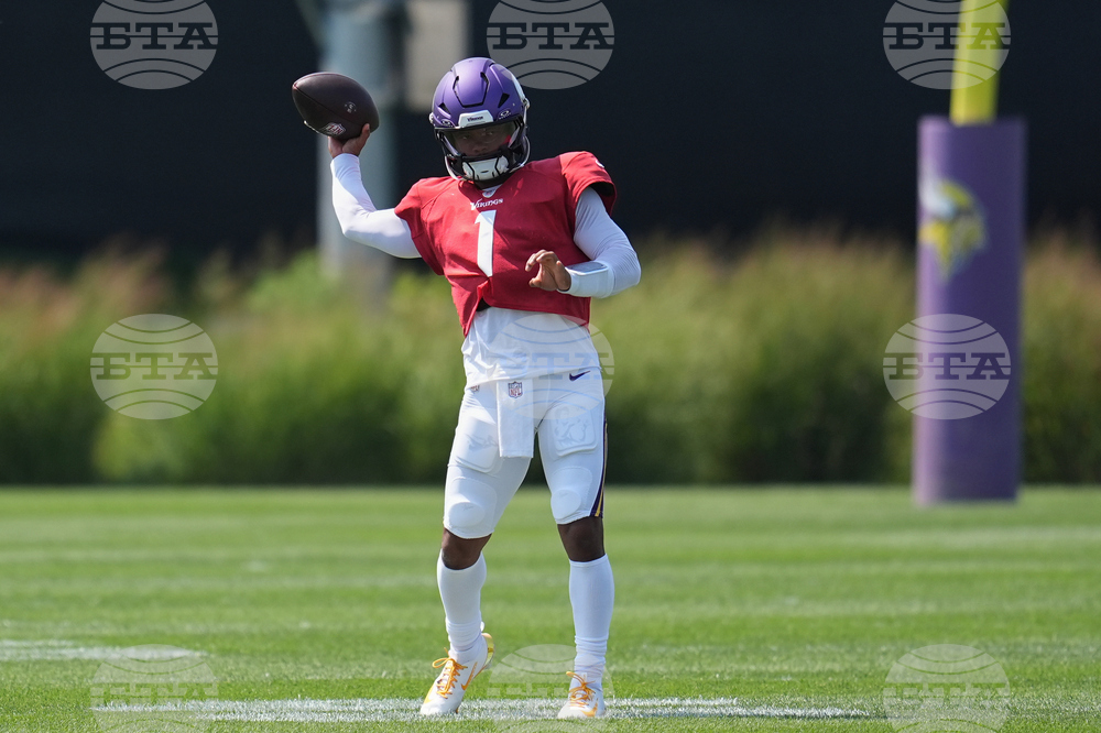 Vikings Camp Football