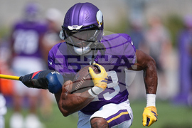 Vikings Camp Football