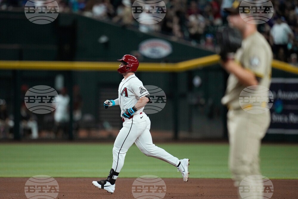 Padres Diamondbacks Baseball