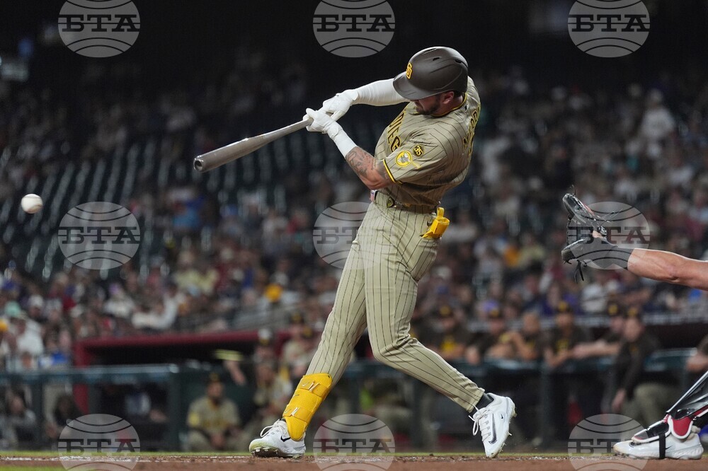 Padres Diamondbacks Baseball