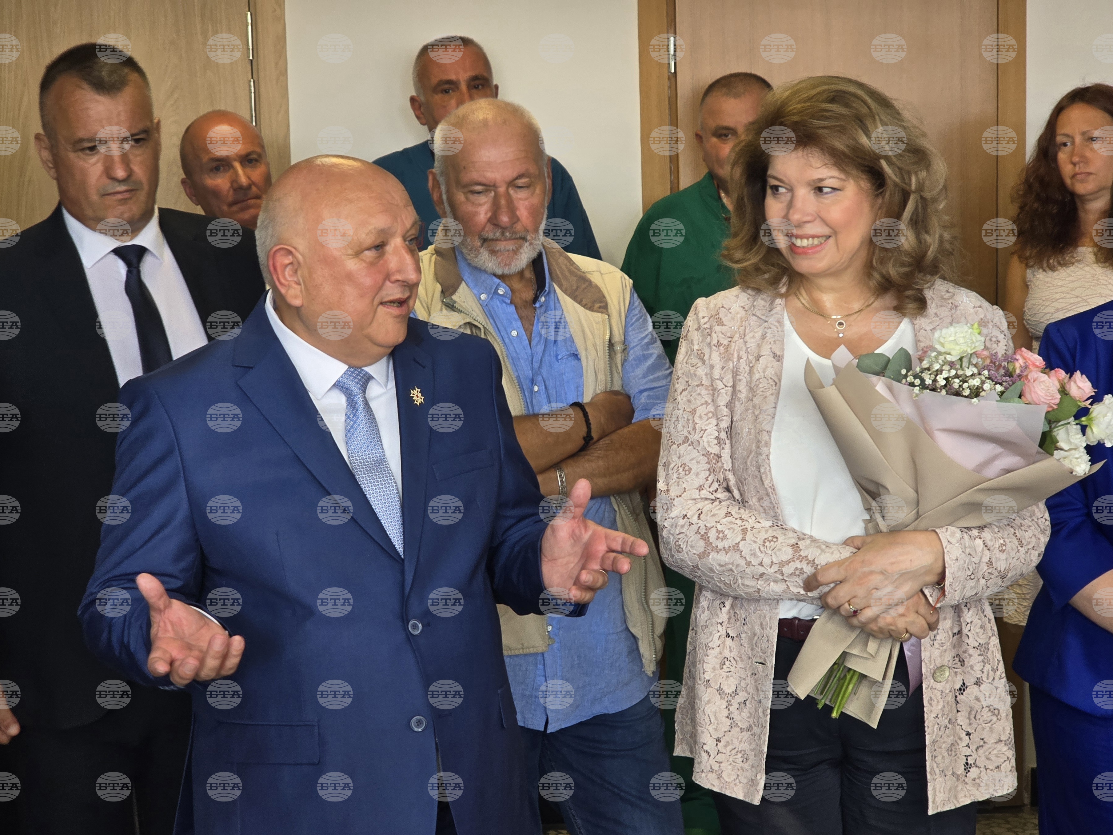 България добре е, че правителството успя да отвоюва и останалите средства по плана за възстановяване, коментира в кърджали президентът илияна йотова 2026 20260804 123323 българия добре е, че правителството успя буквално тук за месец и половина - два да отвоюва и останалите средства, които... Iustitia. Bg добре е, че правителството успя да отвоюва и останалите средства по плана за възстановяване, коментира в кърджали президентът илияна йотова 2026 2026-08-04 12:00:49 юстиция българия