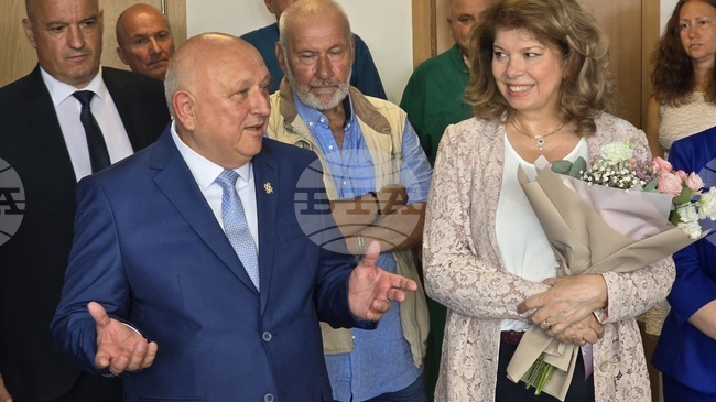Добре е, че правителството успя да отвоюва и останалите средства по Плана за възстановяване, коментира в Кърджали президентът Илияна Йотова