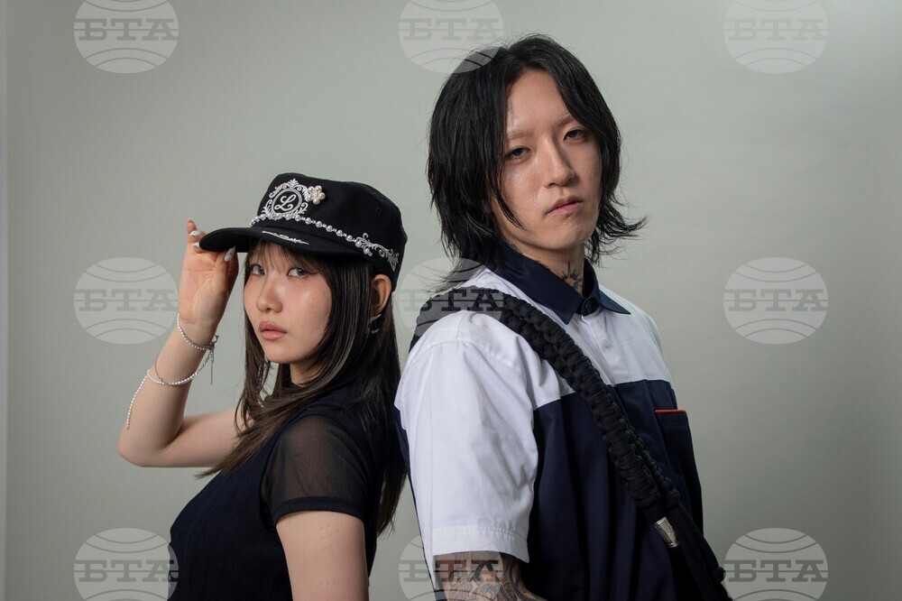 Yoasobi Portrait Session