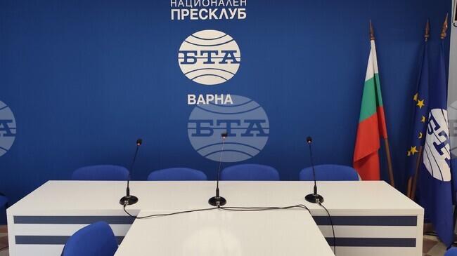 Литературоведи, преподаватели и библиотекари ще се включат във Варна в дискусия, посветена на 160-годишнината на Пенчо Славейков