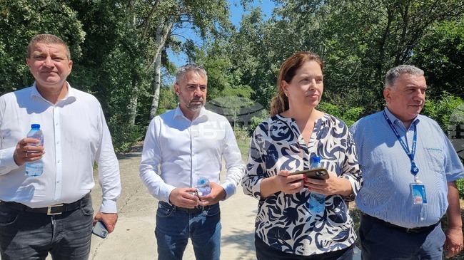 Прехвърлянето на 33 процента от правата за проучване на блок „Хан Тервел“ е извършено по законов ред, каза министърът на енергетиката