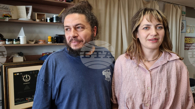 Независимият театър има нужда от подкрепа за копродукции с държавните сцени, смятат Боряна Йовкова и Милко Йовчев