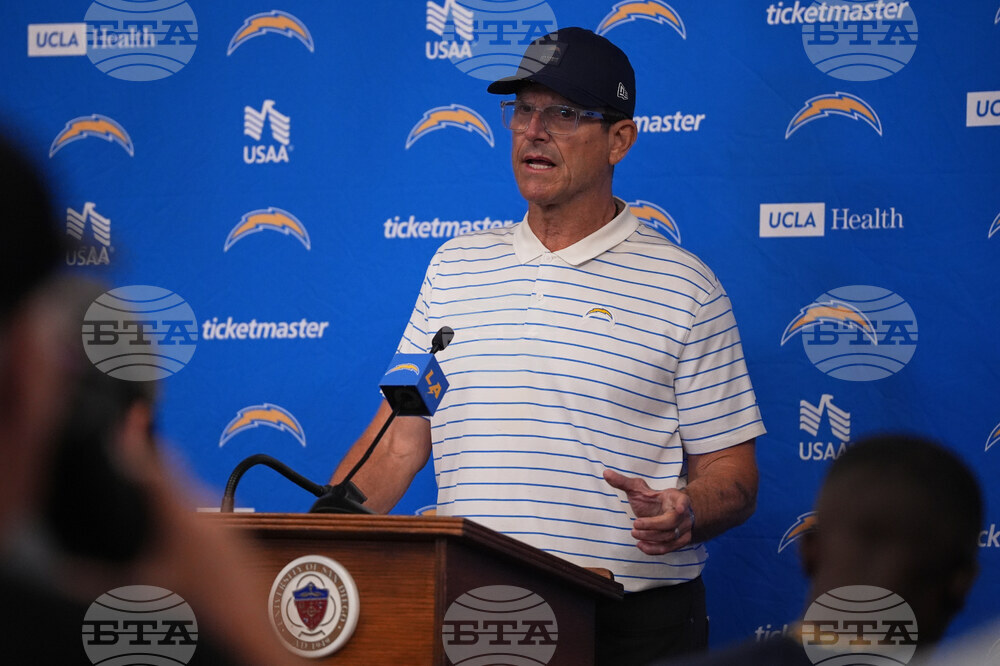 Chargers Camp Football