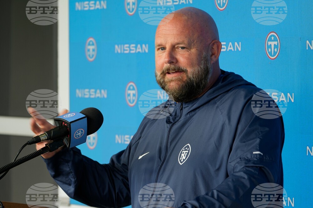 Titans Camp Football