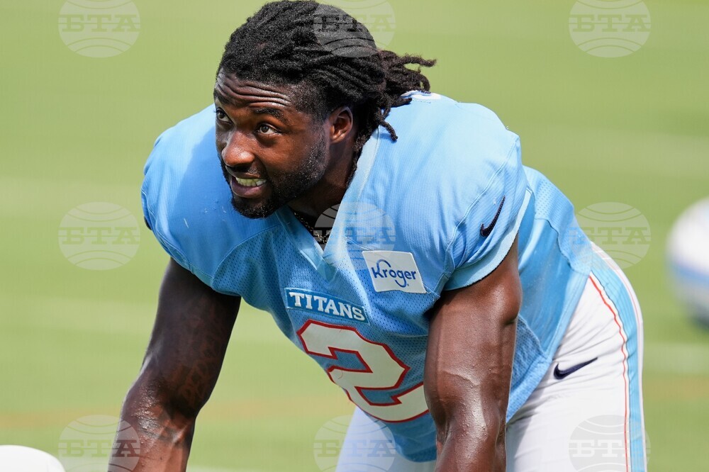 Titans Camp Football