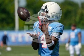 Titans Camp Football