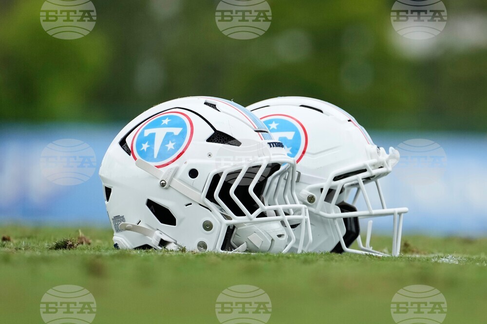 Titans Camp Football