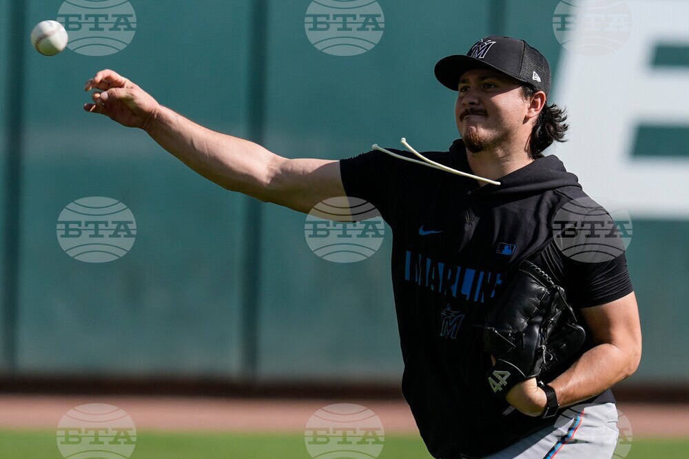 Marlins Braves Baseball
