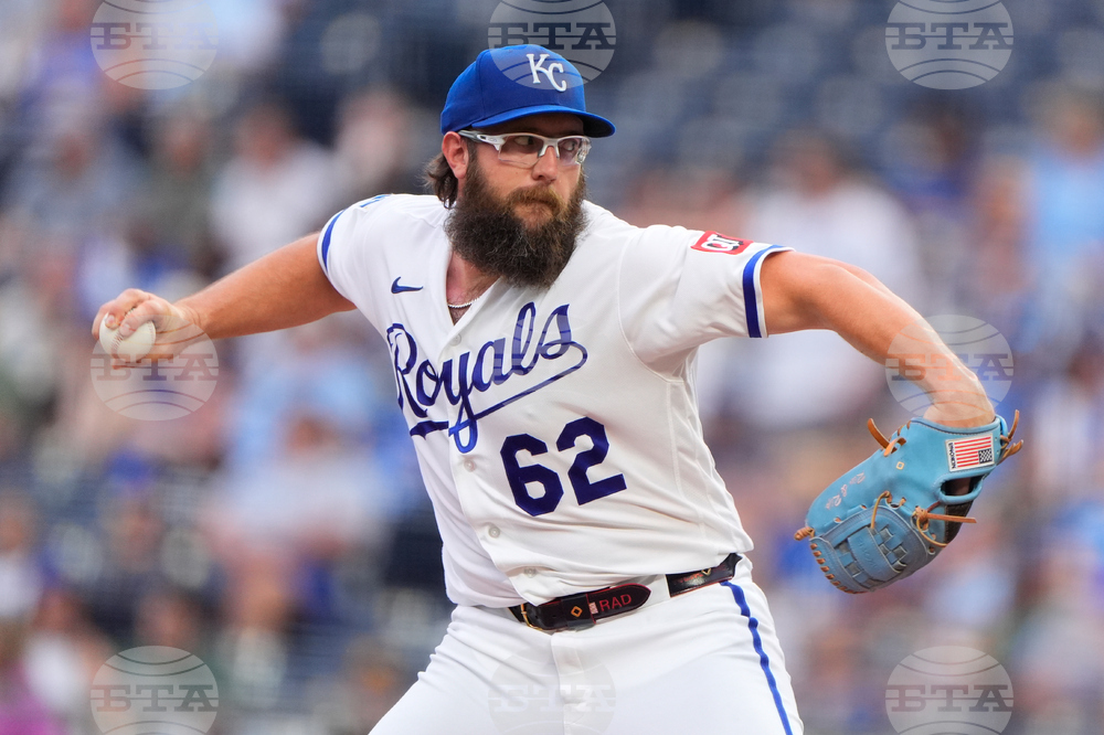 Twins Royals Baseball