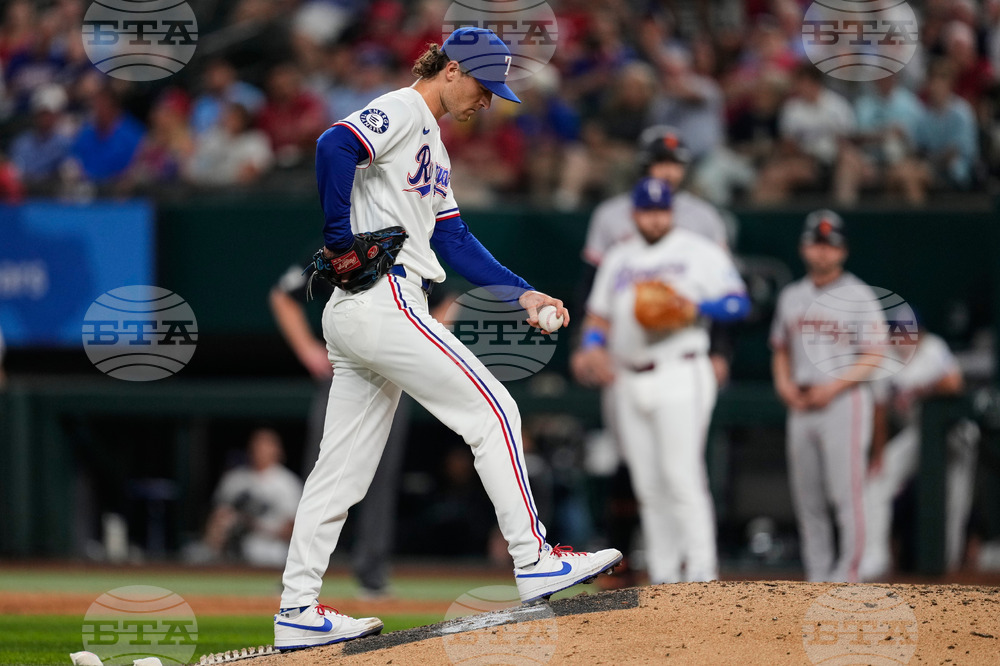 Giants Rangers Baseball
