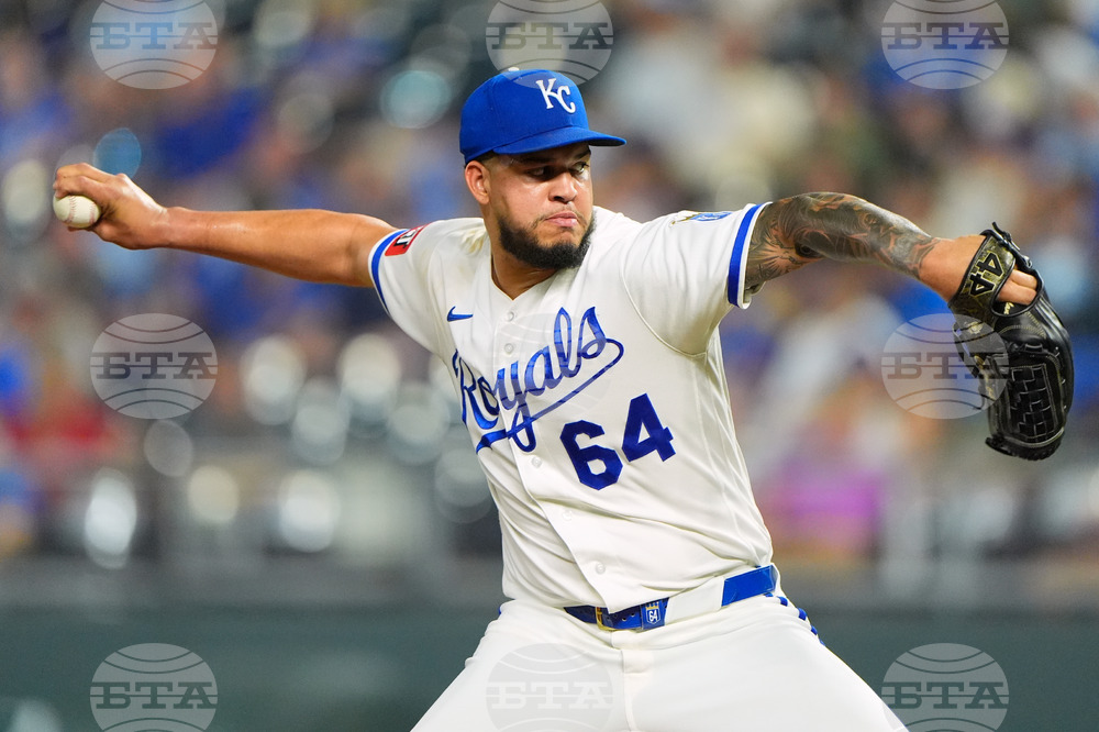 Twins Royals Baseball