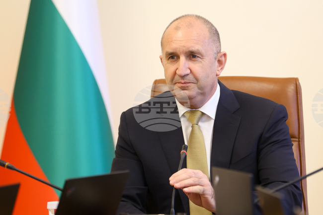 С придобиването на Института "Илия Гаджев" отстояхме безценно свидетелство за борбите на македонските българи за свобода, каза премиерът Радев