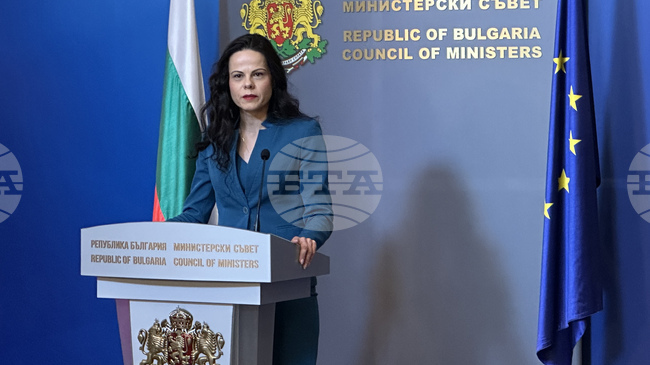 Редица законови нарушения са установени при строително-ремонтни дейности на болница "Св. Панталеймон" в Ямбол, каза министър Катя Ивкова