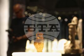 Изложба „Забравените божества“