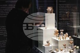 Изложба „Забравените божества“