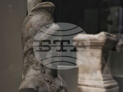 Изложба „Забравените божества“