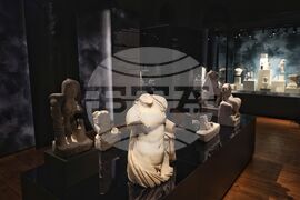 Изложба „Забравените божества“