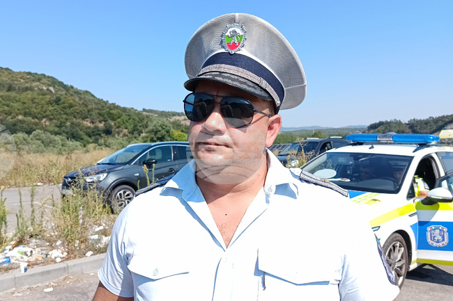 Съвместни екипи проверяват Главен път I-1 край Мездра