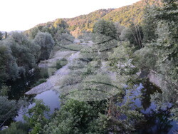 Село Мандрица - албанско село