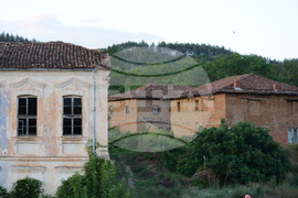 Село Мандрица - албанско село