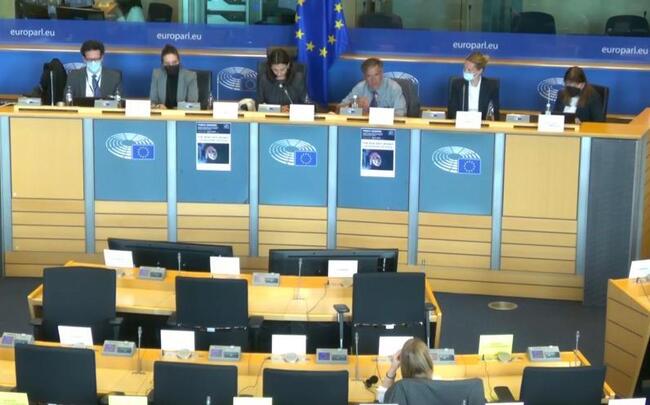 Евродепутати и експерти дискутираха законодателния пакет за борба с изпирането на пари в ЕС