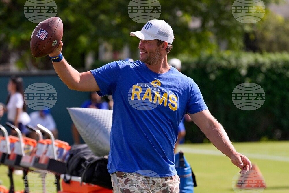 Rams Camp Football