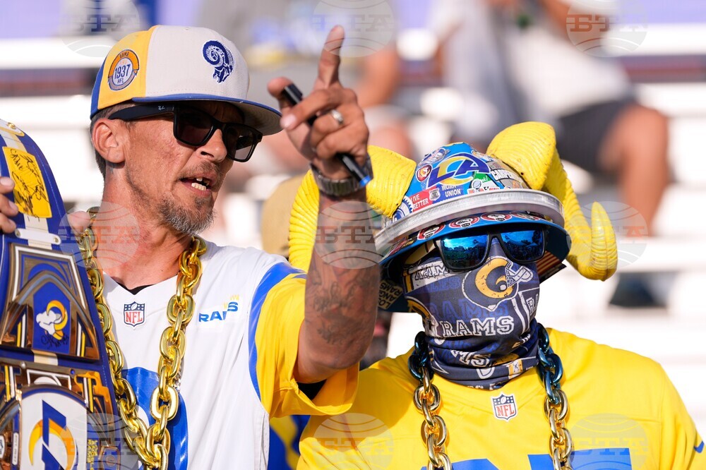 Rams Camp Football