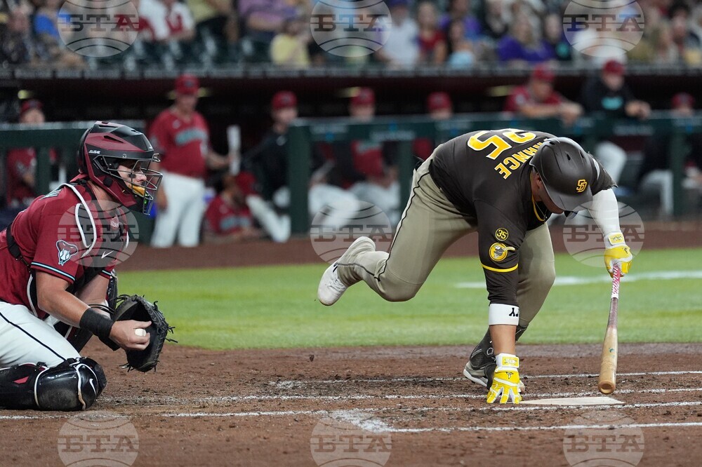 Padres Diamondbacks Baseball