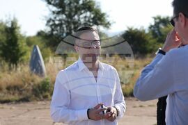 Село Доброславци - Александър Пулев - летище - посещение