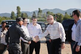 Село Доброславци - Румен Радев - летище - посещение