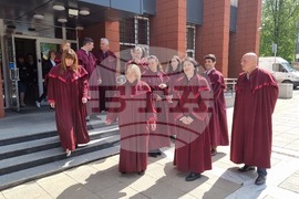 Перник - Прокурори, служители и следователи - протест