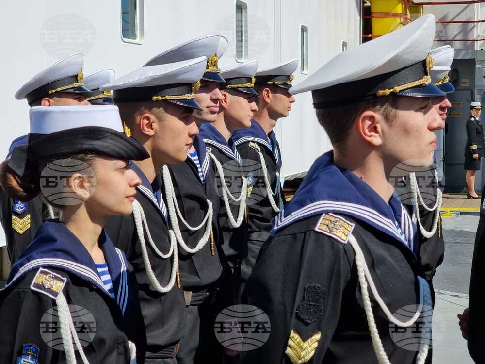 Варна - Церемония по посрещането НИК 421 „Св. св. Кирил и Методий“
