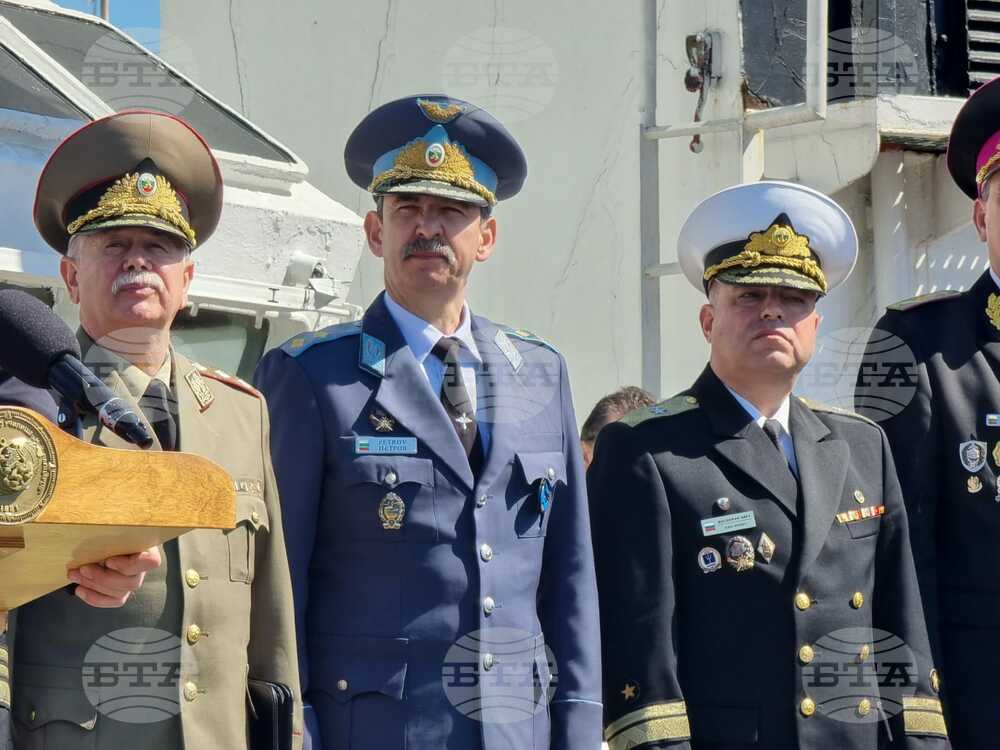 Варна - Церемония по посрещането НИК 421 „Св. св. Кирил и Методий“