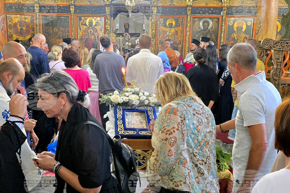 Гоце Делчев - Хавайска мироточива Иверска икона на Пресвета Богородица - посрещане