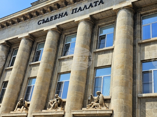 Окръжната прокуратура в Русе повдигна обвинения на осем души, свързани с производство и разпространение на фентанил