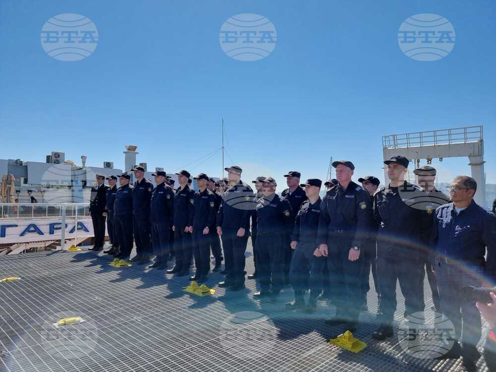 Варна - Церемония по посрещането НИК 421 „Св. св. Кирил и Методий“