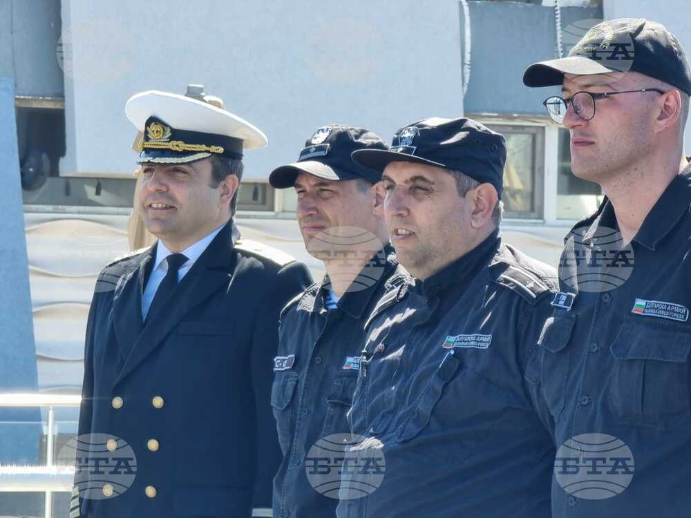 Варна - Церемония по посрещането НИК 421 „Св. св. Кирил и Методий“