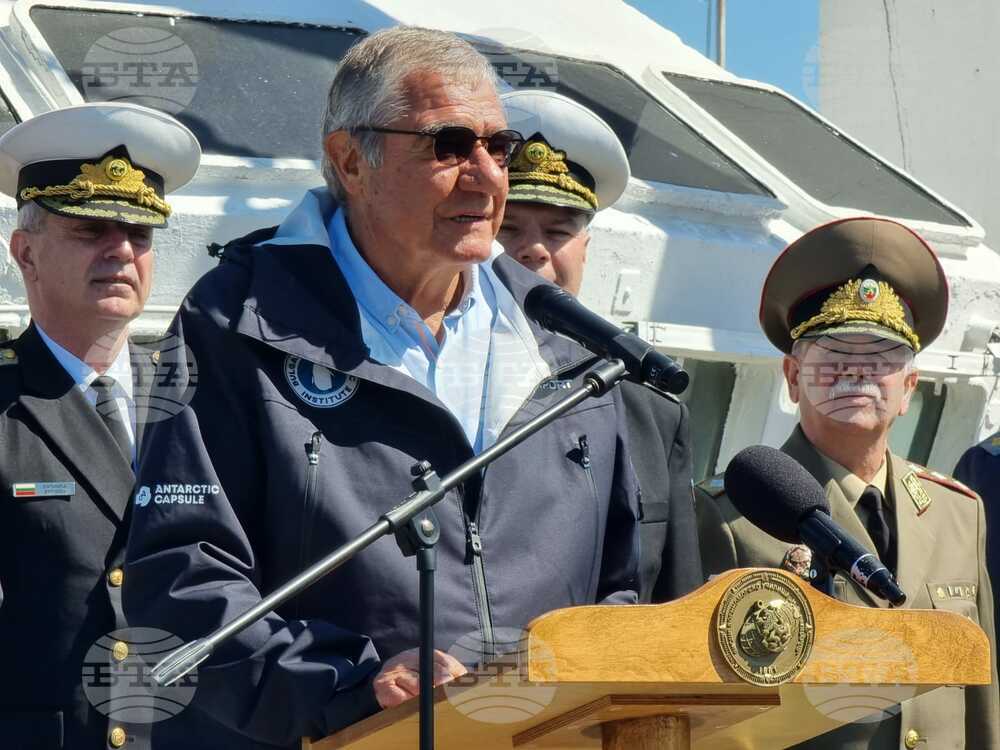 Варна - Церемония по посрещането НИК 421 „Св. св. Кирил и Методий“