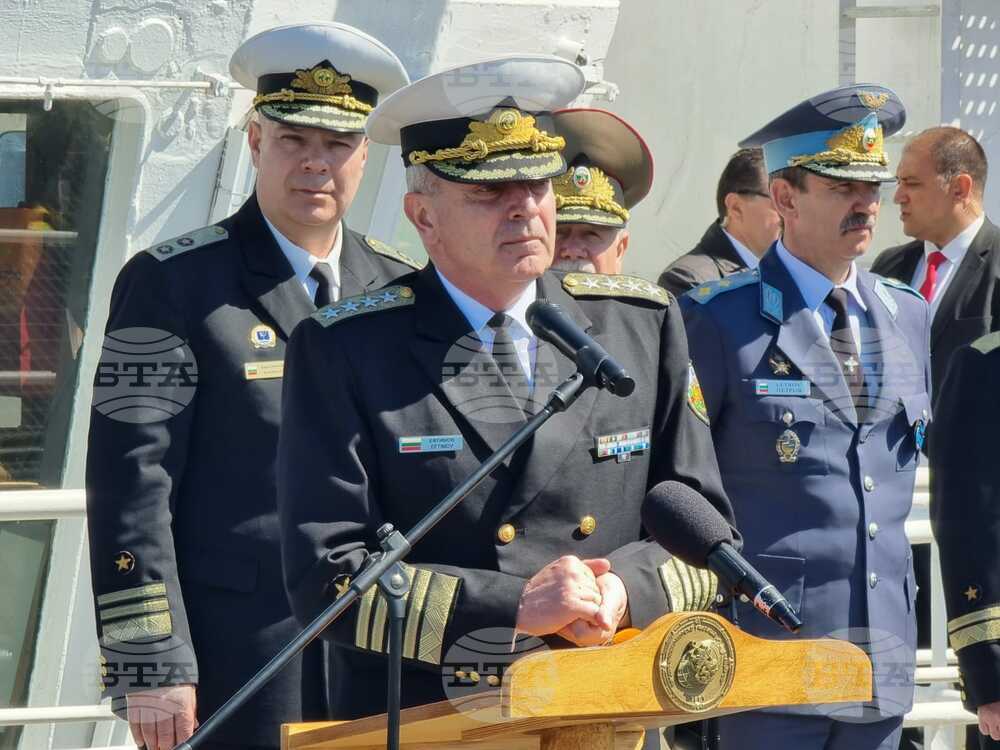 Варна - Церемония по посрещането НИК 421 „Св. св. Кирил и Методий“