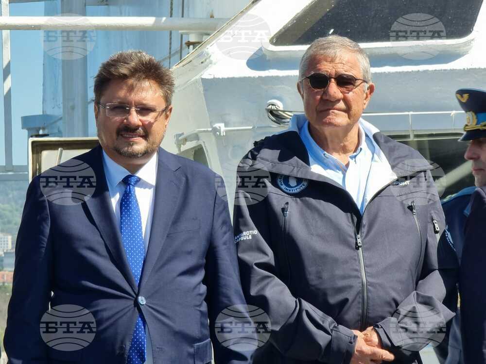 Варна - Церемония по посрещането НИК 421 „Св. св. Кирил и Методий“