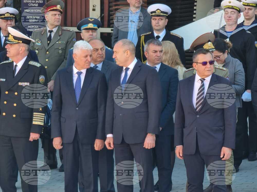 Варна - Церемония по посрещането НИК 421 „Св. св. Кирил и Методий“