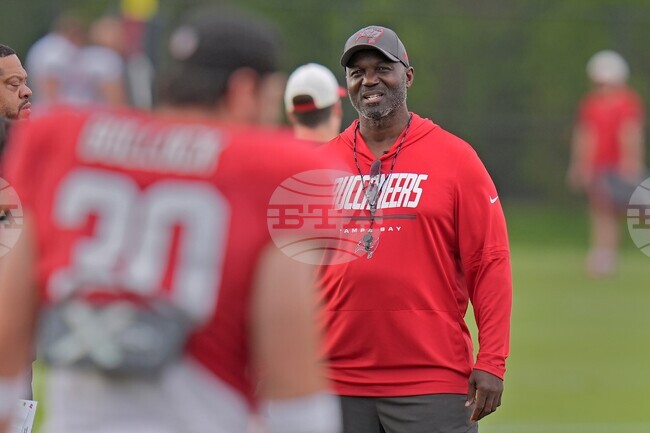 Buccaneers Camp Football