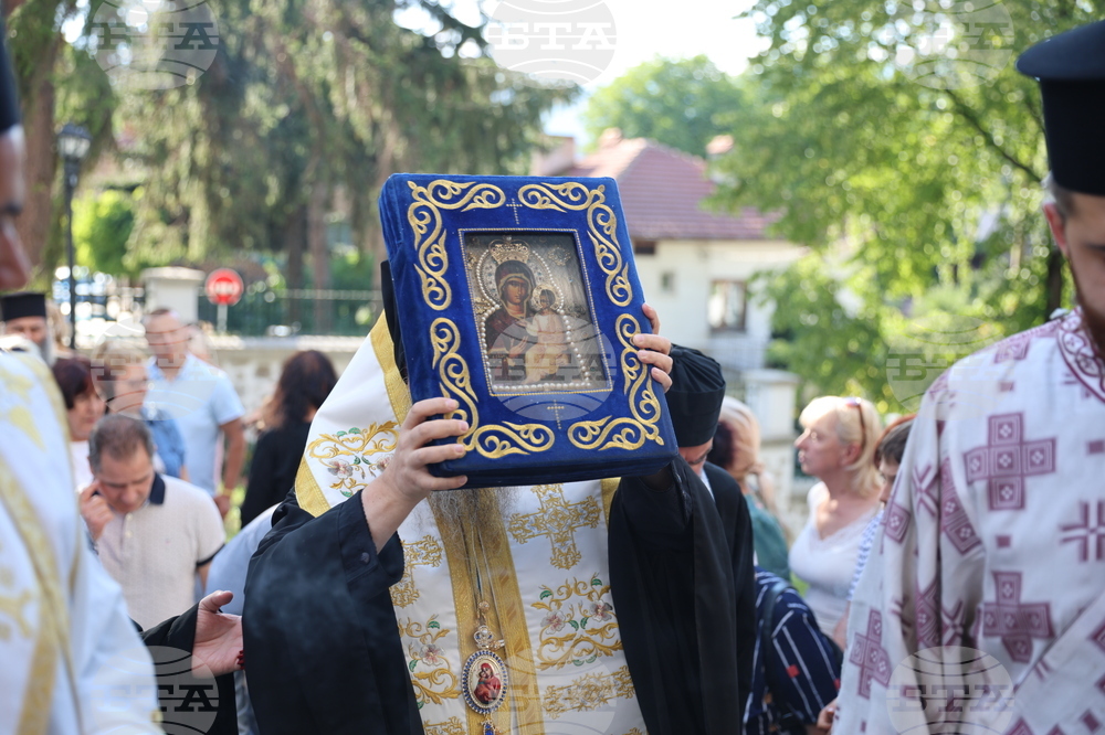 Разлог - чудотворна икона - посрещане