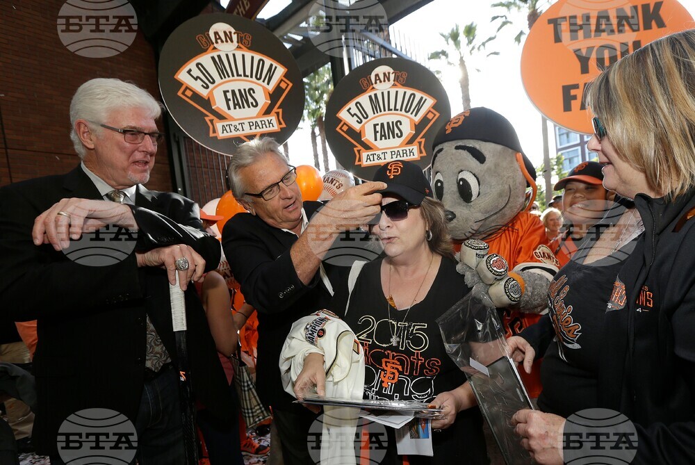 Giants Krukow Retirement Baseball